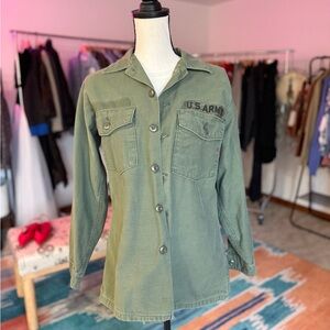 Vintage Surplus Military Army Green Button-Up Shirt Jacket